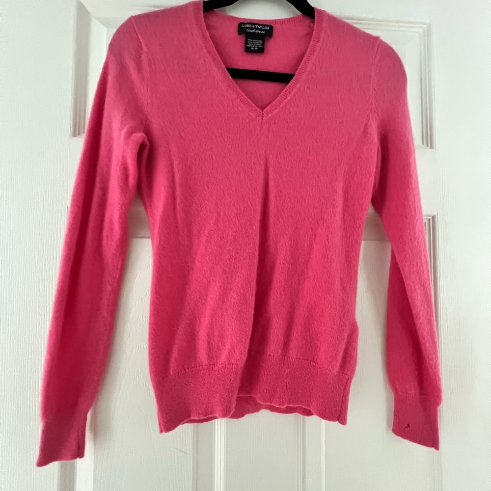 Lord & Taylor 100% Cashmere pink sweater